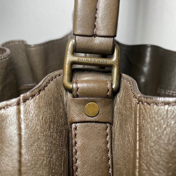 BURBERRY Enmore Quilted Brown Leather Bag - Picture 4 of 13